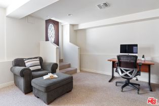 Single Family Residence, 210 Naomi st, Burbank, CA 91505 - 34