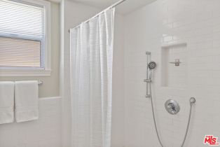 Single Family Residence, 210 Naomi st, Burbank, CA 91505 - 41