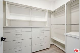 , 137 Doheny dr, West Hollywood , CA 90048 - 32