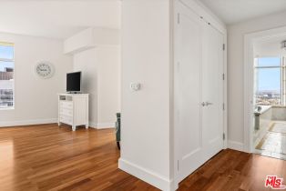 Condominium, 1 Century dr, Wilshire Corridor, CA 90067 - 25