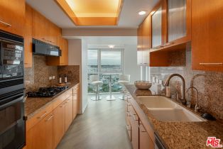 Condominium, 13600 Marina Pointe dr, Marina Del Rey, CA 90292 - 13