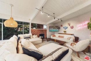 Single Family Residence, 295 Mabery rd, Santa Monica, CA 90402 - 4