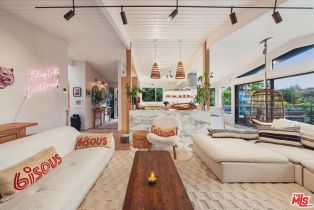 Single Family Residence, 295 Mabery rd, Santa Monica, CA 90402 - 5