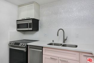 Condominium, 969 Hilgard ave, Westwood, CA 90024 - 19