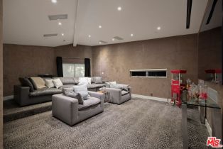 , 2666 Hutton dr, Beverly Hills, CA 90210 - 8