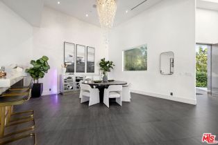 , 2666 Hutton dr, Beverly Hills, CA 90210 - 4