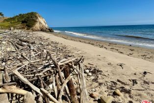 Single Family Residence, 1 Beach rd, Santa Barbara, CA 93117 - 5