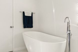 Single Family Residence, 3533 Adamsville ave, Calabasas, CA 91302 - 9