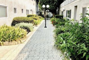 Apartment, 4555 Sylmar ave, Sherman Oaks, CA 91423 - 12