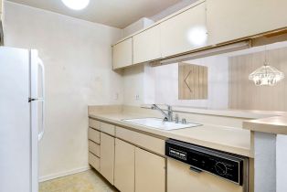 Condominium, 6435 Green Valley cir, Culver City, CA 90230 - 8