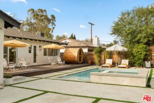 Single Family Residence, 20212 Oxnard st, Woodland Hills, CA 91367 - 18