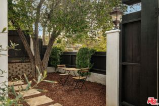 Single Family Residence, 20212 Oxnard st, Woodland Hills, CA 91367 - 3