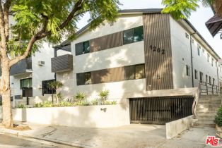 , 1262 Sweetzer ave, West Hollywood , CA 90069 - 3