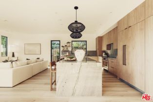 Single Family Residence, 5725 Katherine ave, Sherman Oaks, CA 91401 - 8