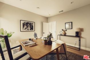 Single Family Residence, 5725 Katherine ave, Sherman Oaks, CA 91401 - 22