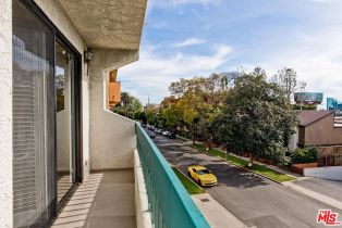 , 2008 Bentley ave, Westwood, CA 90025 - 9