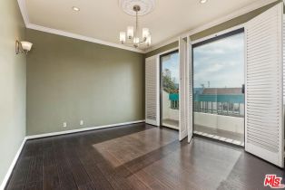 , 2008 Bentley ave, Westwood, CA 90025 - 8