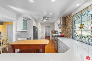 Single Family Residence, 17152 Barneston st, Granada Hills, CA 91344 - 11