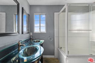 Single Family Residence, 17152 Barneston st, Granada Hills, CA 91344 - 15