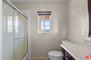 Single Family Residence, 17152 Barneston st, Granada Hills, CA 91344 - 38