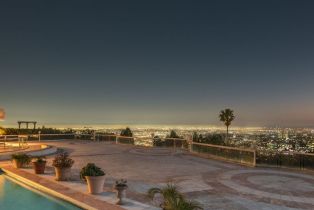 Single Family Residence, 305 Trousdale pl, Beverly Hills, CA 90210 - 15