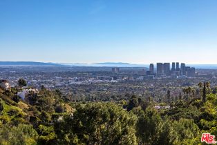 Single Family Residence, 305 Trousdale pl, Beverly Hills, CA 90210 - 10