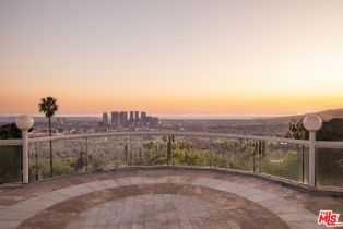 Single Family Residence, 305 Trousdale pl, Beverly Hills, CA 90210 - 9