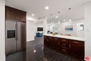 Single Family Residence, 2170 Linnington ave, Westwood, CA 90025 - 2