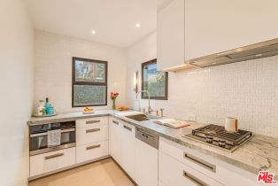 Single Family Residence, 1012 Euclid st, Santa Monica, CA 90403 - 2