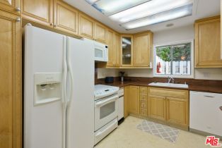 Condominium, 1131 Alta Loma rd, West Hollywood , CA 90069 - 10