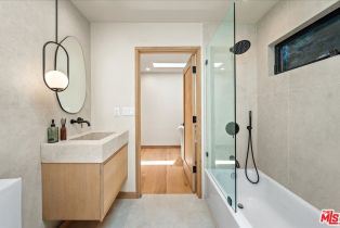 Single Family Residence, 14537 Hesby st, Sherman Oaks, CA 91403 - 20