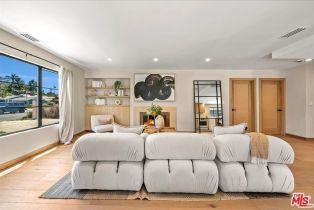 Single Family Residence, 14537 Hesby st, Sherman Oaks, CA 91403 - 4