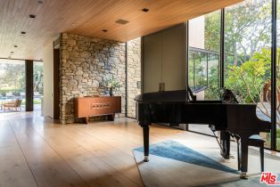 Single Family Residence, 1480 Capri dr, Pacific Palisades, CA 90272 - 3