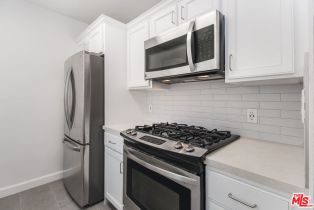 , 757 Ocean ave, Santa Monica, CA 90402 - 3