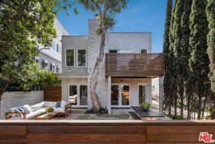 Single Family Residence, 34   Anchorage St, Venice, CA  Venice, CA 90292