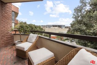 Condominium, 300 Swall dr, Beverly Hills, CA 90211 - 10