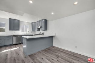 Condominium, 13340 Burbank blvd, Sherman Oaks, CA 91401 - 15