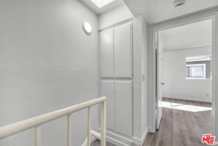 Condominium, 13340 Burbank blvd, Sherman Oaks, CA 91401 - 6