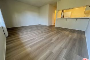 , 203 Montana ave, Santa Monica, CA 90403 - 4