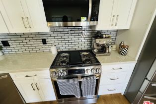 Single Family Residence, 22656 Miranda st, Woodland Hills, CA 91367 - 41