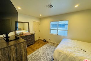 Single Family Residence, 22656 Miranda st, Woodland Hills, CA 91367 - 28