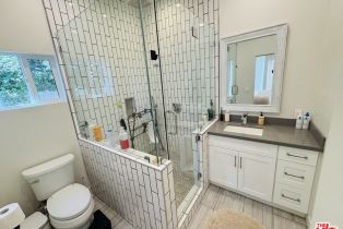 Single Family Residence, 22656 Miranda st, Woodland Hills, CA 91367 - 17