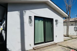 Single Family Residence, 22656 Miranda st, Woodland Hills, CA 91367 - 31