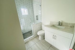 Single Family Residence, 22656 Miranda st, Woodland Hills, CA 91367 - 45