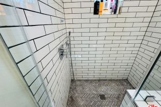 Single Family Residence, 22656 Miranda st, Woodland Hills, CA 91367 - 46