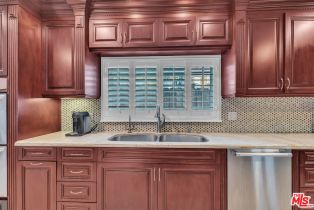 Single Family Residence, 326 Doheny dr, Beverly Hills, CA 90211 - 12