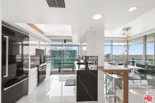 Condominium, 13700 Marina Pointe dr, Marina Del Rey, CA 90292 - 4