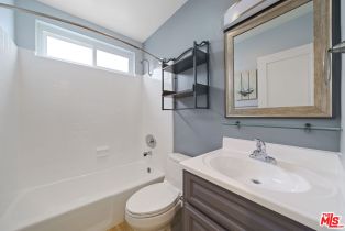 , 200 45th st, Manhattan Beach, CA 90266 - 6