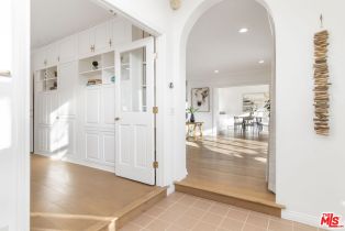 Single Family Residence, 905 Berkeley st, Santa Monica, CA 90403 - 24