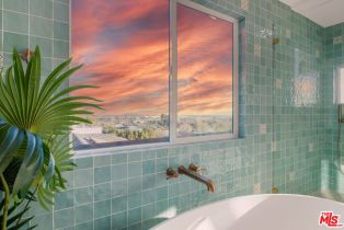 Single Family Residence, 905 Berkeley st, Santa Monica, CA 90403 - 17